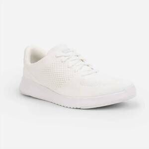 NEW KIZIK unisex lima shoe in eggshell white